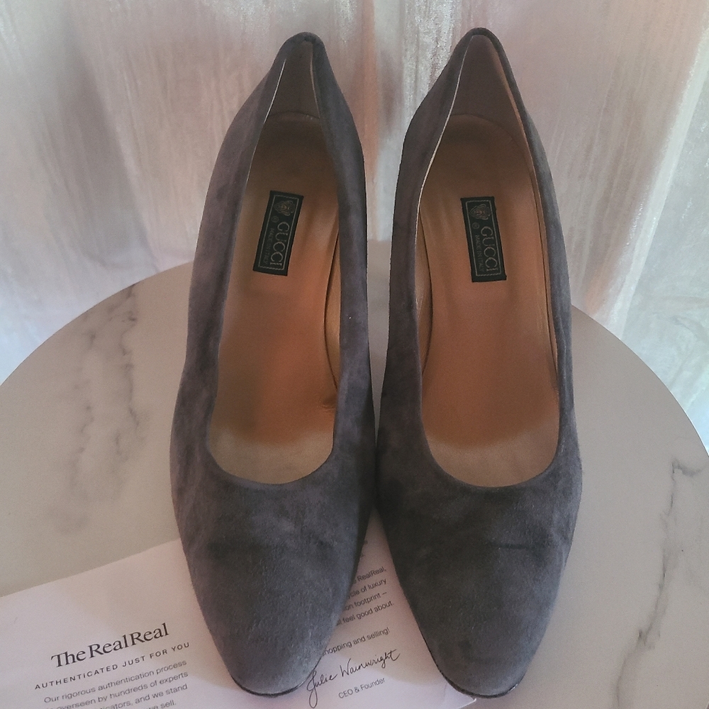 Gucci Gray‎ Suede Heels